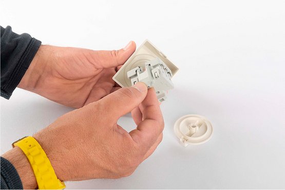 Schellenberg Rollladenschalter, Aufputz - Schritt 2