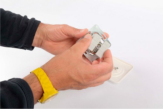 Schellenberg Rollladenschalter, Unterputz - Schritt 4