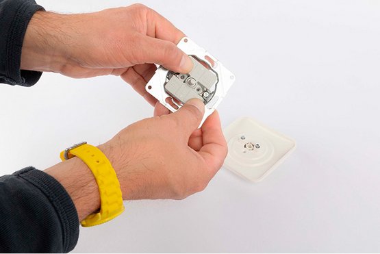 Schellenberg Rollladenschalter, Unterputz - Schritt 5