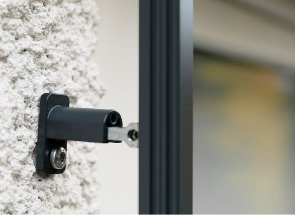 Raffstore Führungsschienen